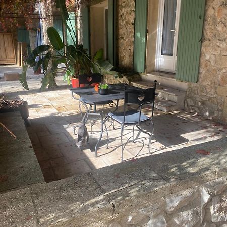 Mas De L'Ile Bed & Breakfast Avignon Exterior photo