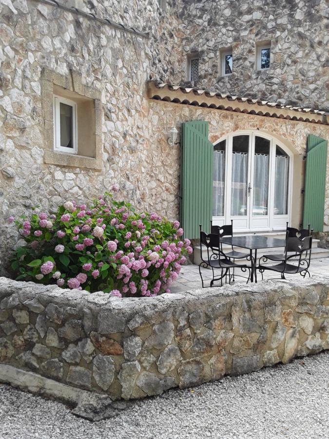 Mas De L'Ile Bed & Breakfast Avignon Exterior photo